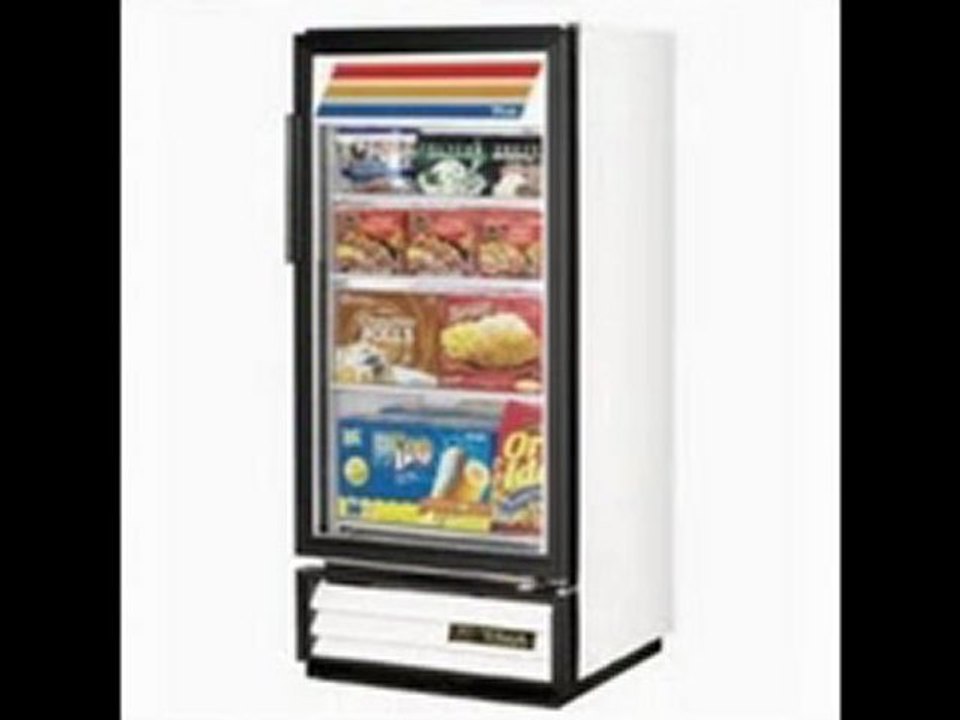 True 1-Swing Glass Door Freezer Merchandiser, 10 Cubic Ft 519583