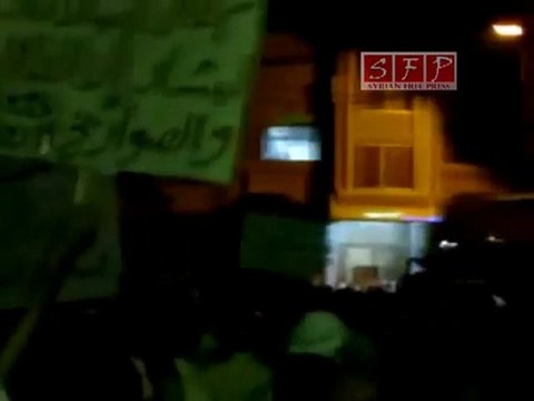 فري برس دوما مظاهرة مسائية حاشدة تطالب بإسقاط النظام 19 8 2011