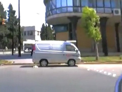 فري برس الخراب والقتل الذي خلفه الأمن والشبيحة في ساحة الحرية حمص 22 8 2011