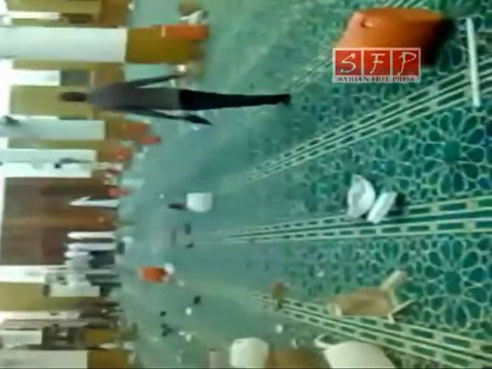 فري برس   دمشق كفرسوسة  ما فعله الشبيحة المرتزقة  بجامع الرفاعي  27 8 2011