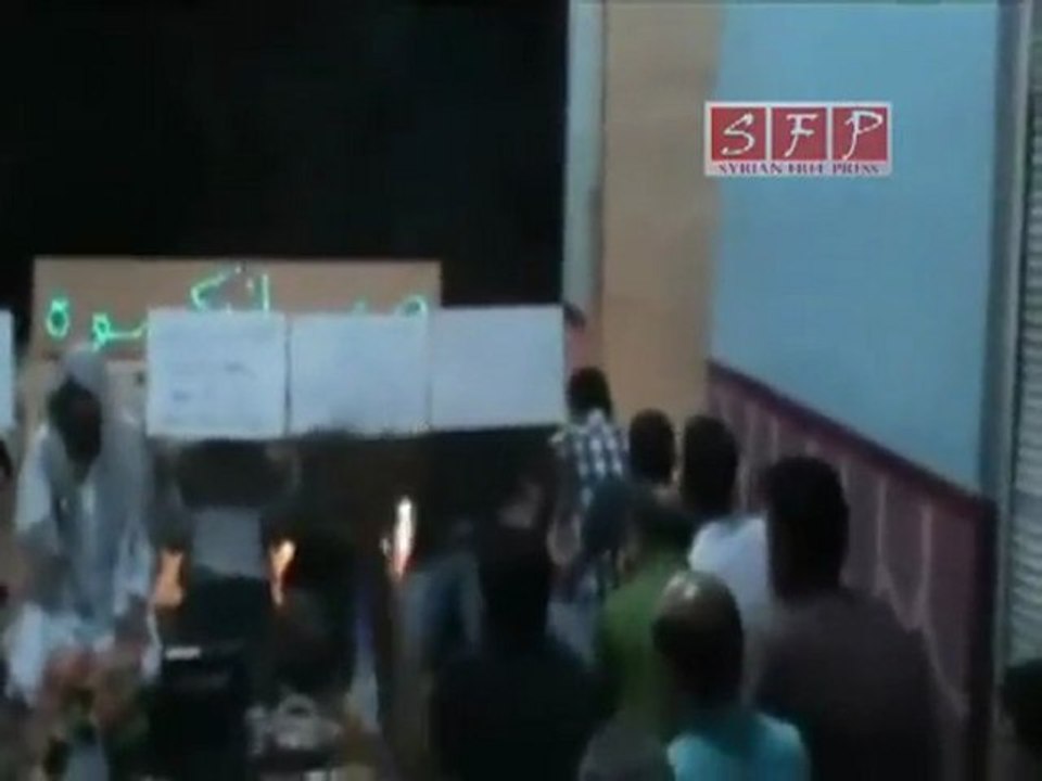 فري برس   الكسوة   الاحرار يحيون ليلة القدر   ليلة 27 رمضان 27 8 2011