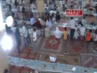 فري برس   سحور جماعي لأحرار ادلب في جامع سعد 27 8 2011