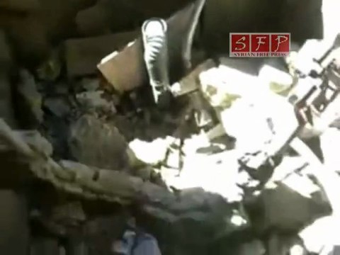 فري برس آثار القصف الهمجي حمص باب الدريب 25 رمضان25 8 2011