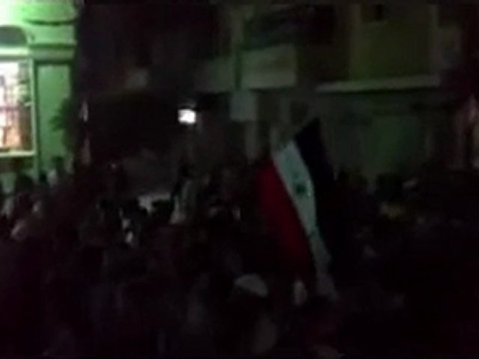 فري برس   إدلب   سرمين    مظاهرات بعد التراويح 28 8 2011
