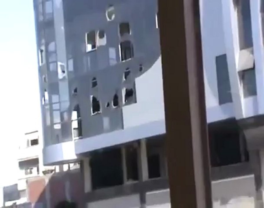 فري برس   حمص باباعمرو أثار قصف سوبر ماركت