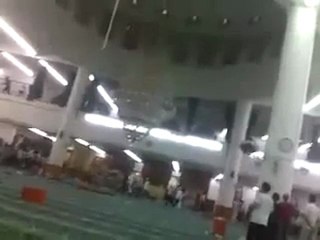 فري برس   هذا ما حصل اثناء اقتحام الشبيحة وعصابات بشار لجامع الرفاعي 27 8 2011