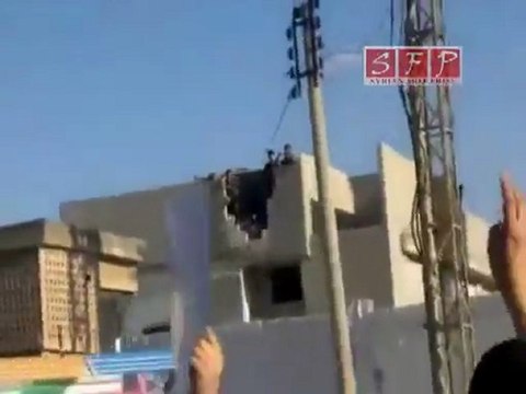 فري برس درعا البلد حرائر درعا البلد ثاني ايام العيد 31 8 2011