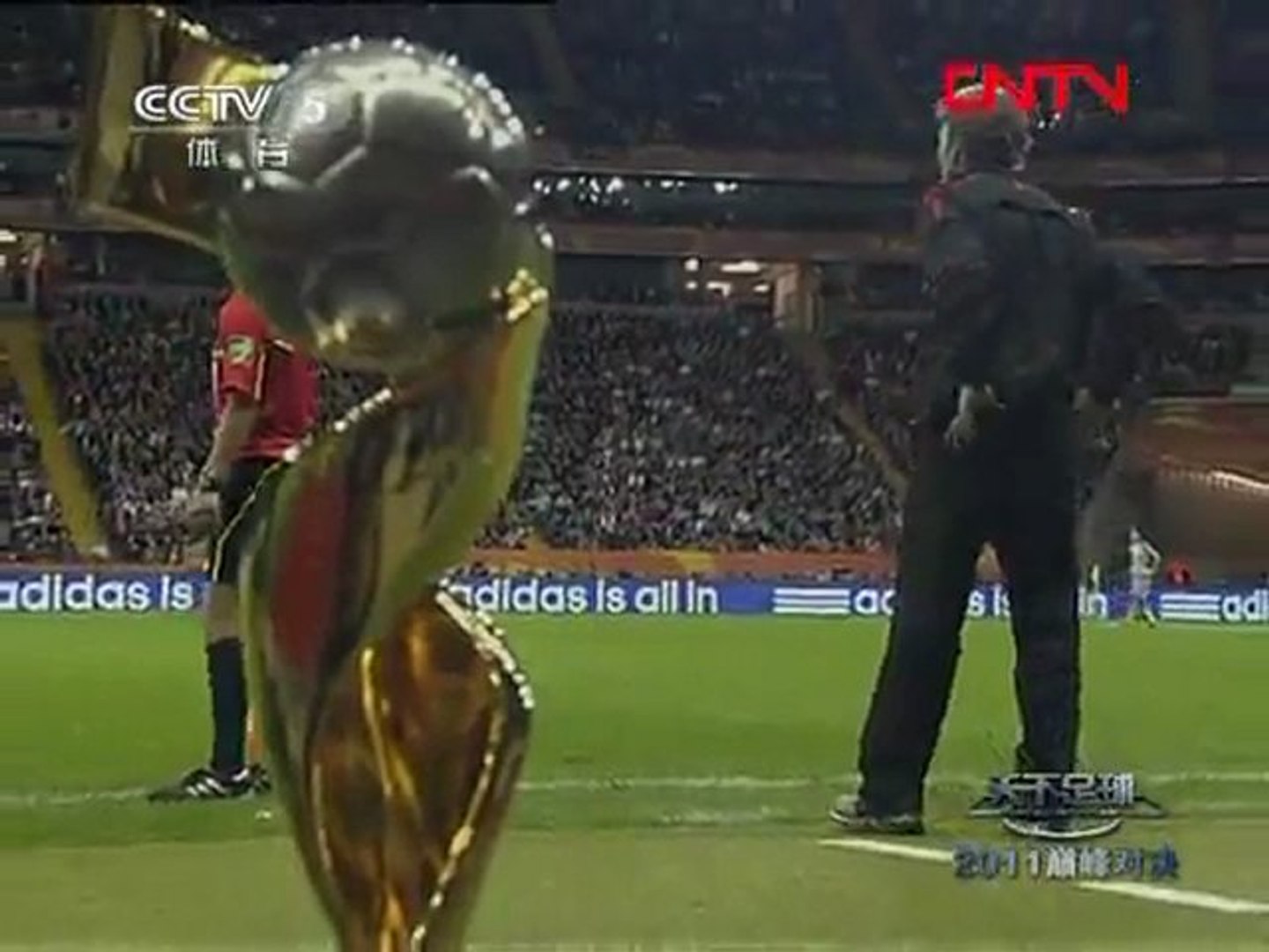 《天下足球》_20120102A