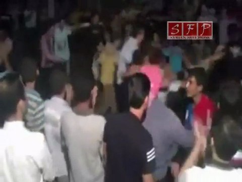 فري برس ادلب سرمين الشعب يريد اعدام الرئيس 6 9 2011