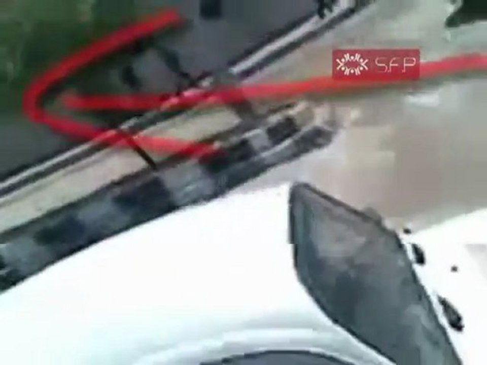 فري برس   بانياس جمعة الحماية الدولية   محاصرة مسجد ابو بكر 9 9 2011