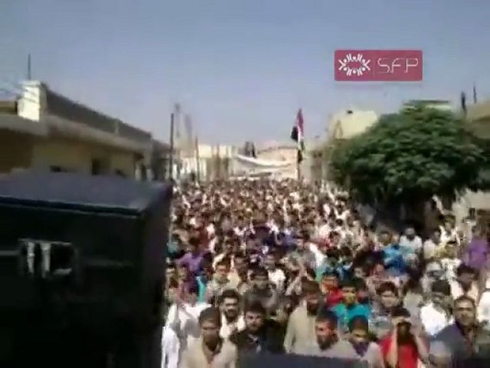 فري برس   حماه  مظاهرة أحرار كفرزيتا جمعة الحماية الدولية 9 9 2011