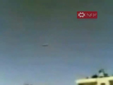 فري برس حماة طيران الجيش الخائن في سماء حماة وهو ذاهب لقصف المواطنين وترهيبهم