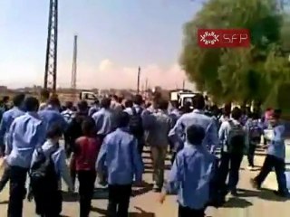 فري برس   حماة كفرزيتا  مظاهرة الطلاب الابطال 27 9 2011