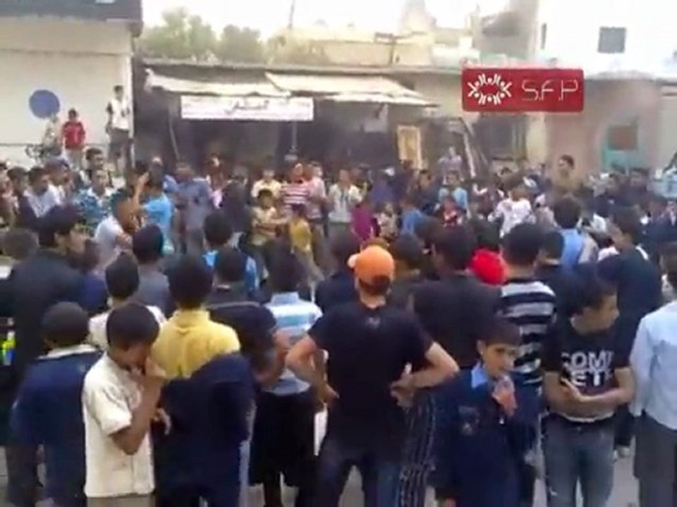 فري برس   حوران داعل مظاهرة طلابية 28 9 2011