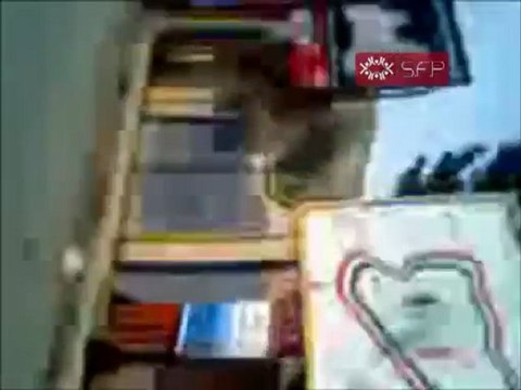 فري برس مدينة ادلب التواجد الأمني أمام مدرسة المتنبي 28 9 2011