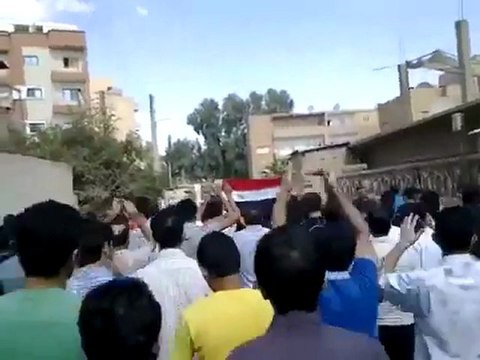 فري برس ديرالزور أبطال حي العرفي في جمعة المجلس الوطني 7 10 2011
