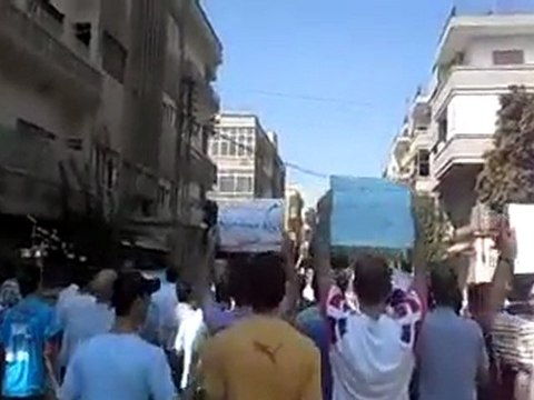 فري برس المجلس الوطني يمثلنا مادام يلبي مطالبنا نريد حظر جوي حمص الغوطة 7 10 2011
