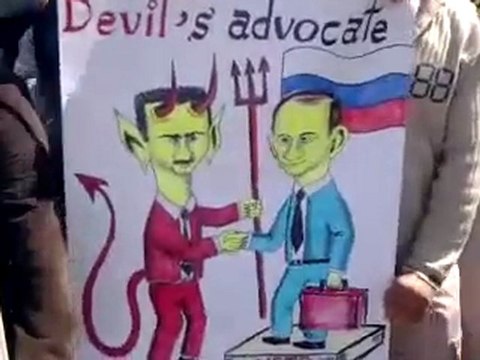 فري برس كفرنبل ادلب احراق العلم الروسي والصيني 7 10 2011