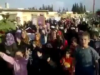 فري برس   ادلب   معرة حرمة   مظاهرة نسائية في سبت الشهيد مشعل تمو 8 10 2011