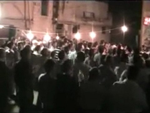 فري برس الحولة مظاهرة مسائية تنادي بإسقاط النظام وتبارك للثوار انتصارهم 10 10 2011