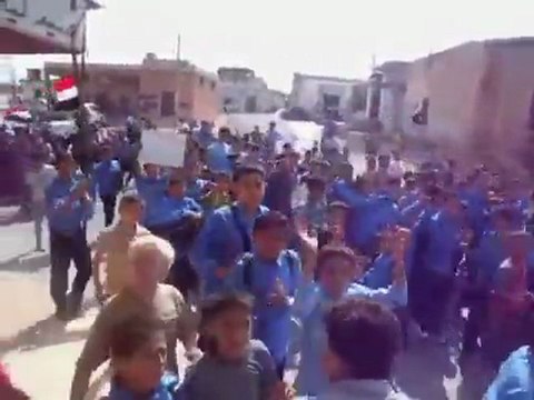 فري برس ادلب جرجناز مظاهرة طلابية الاربعاء 12 10 2011 ج1
