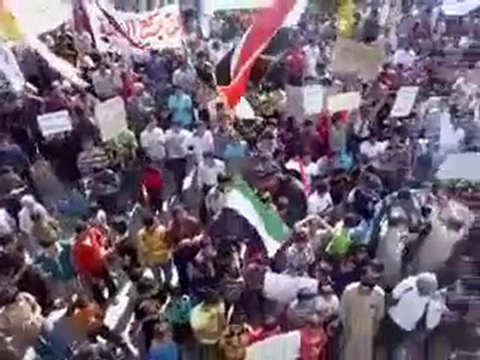 فري برس   ادلب   دير الشرقي جمعة أحرار الجيش 14 10 2011 جـ3