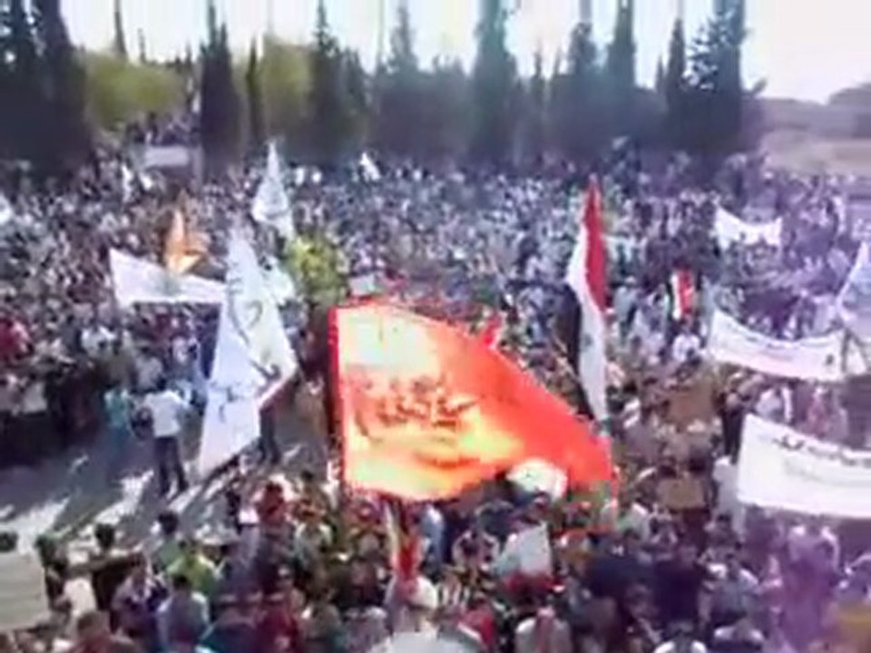 فري برس   ادلب الدير الشرقي جمعة أحرار الجيش14 10 2011 ج1