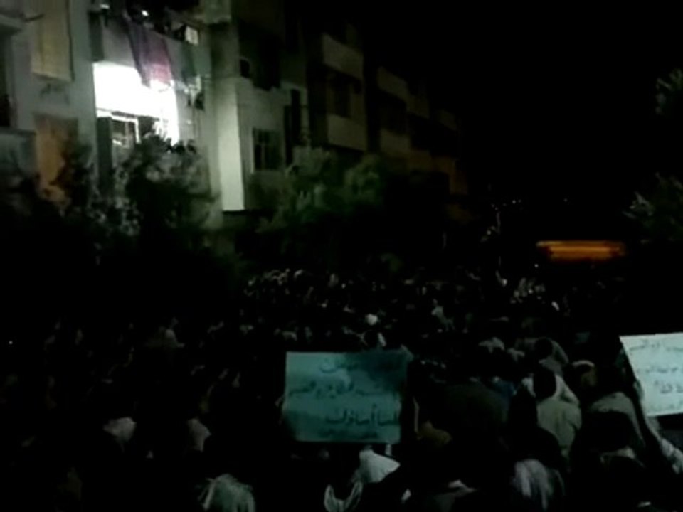 فري برس   حمص أحرار الوعر القديم والشعب يريد إعدام الرئيس 15 10 2011