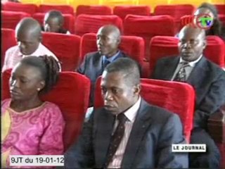 Concertation entre la CNLCCF et société civile