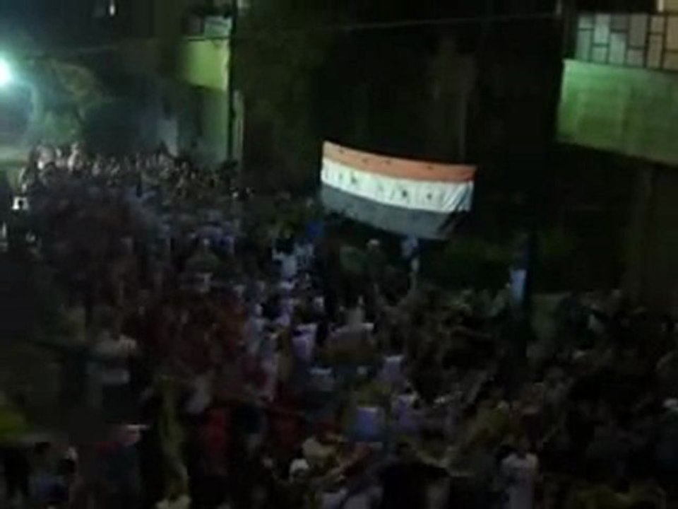 فري برس   حمص جب الجندلي زبداني حمص معاكي للموت  16 10 2011