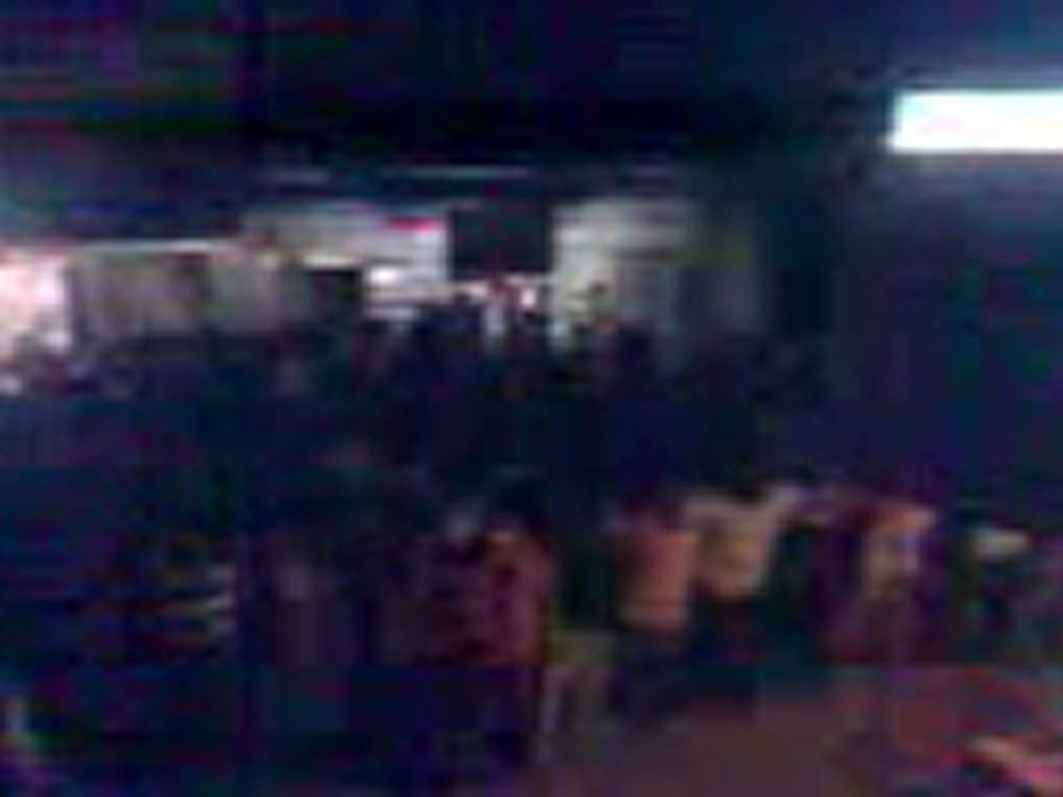 فري برس   حلب   عندان    مظاهرة مسائية  17 10 2011 جـ1