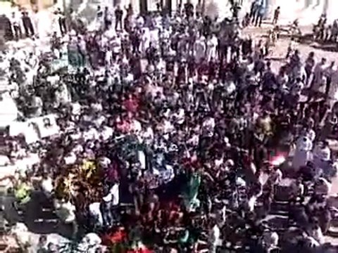 فري برس حوران ناحتة خروج مظاهرة من بلدة ناحتة 18 10 2011