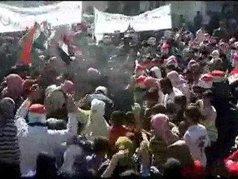 فري برس حلب مارع احراق اعلم الروسي والصيني 19 10 2011