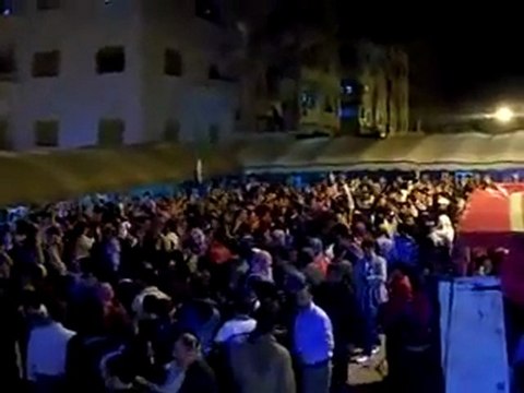 فري برس مظاهرة مسائية مدينة ادلب 18 10 2011 امام منزل الشهيد يامن ج1