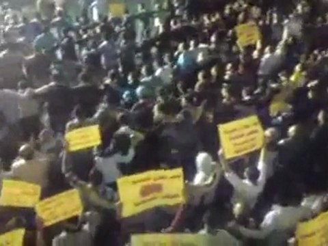 فري برس حمص مسائية حي الخالدية الشعب السوري يبارك للشعب الليبي الحر 20 10 2011