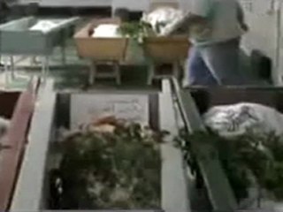 فري برس   حمص   شهداء حي النازحين في جامع البر19 10 2011