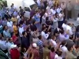 فري برس   حمص باب تدمر جمعة شهداء المهلة العربية والقذافي طار طار 21 10 2011