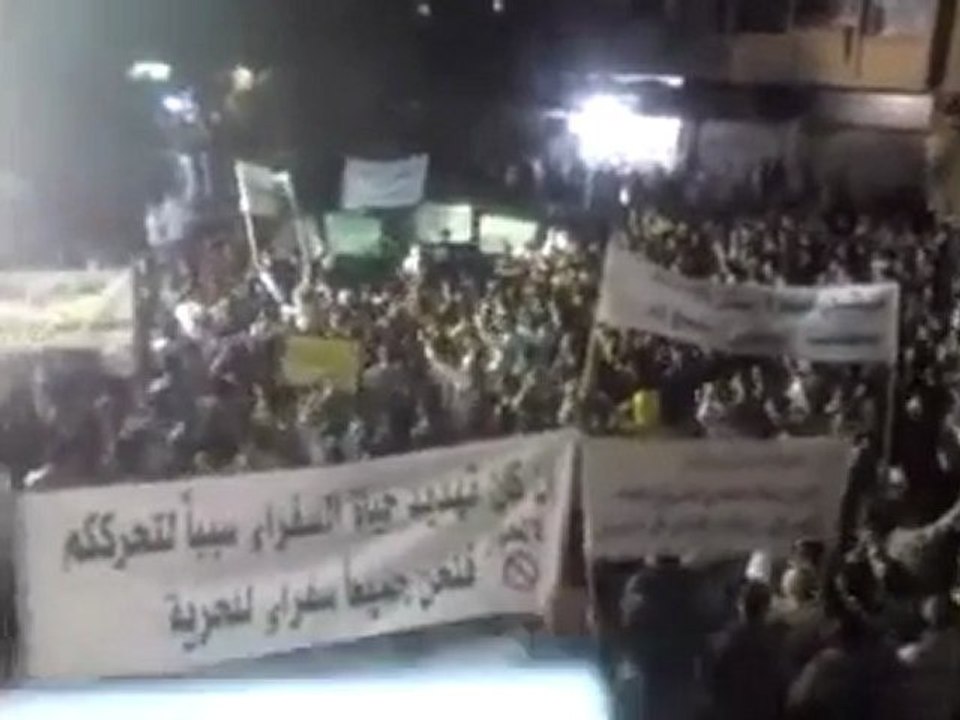 فري برس   حمص مسائية حاشدة بحي الخالدية مهلتكم تقتلنا يا الجامعة العربية 21 10 2011