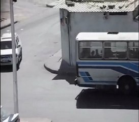 فري برس   دمشق   قابون   انتشار الأمن والشبيحة حول المساجد   21 10 ج3