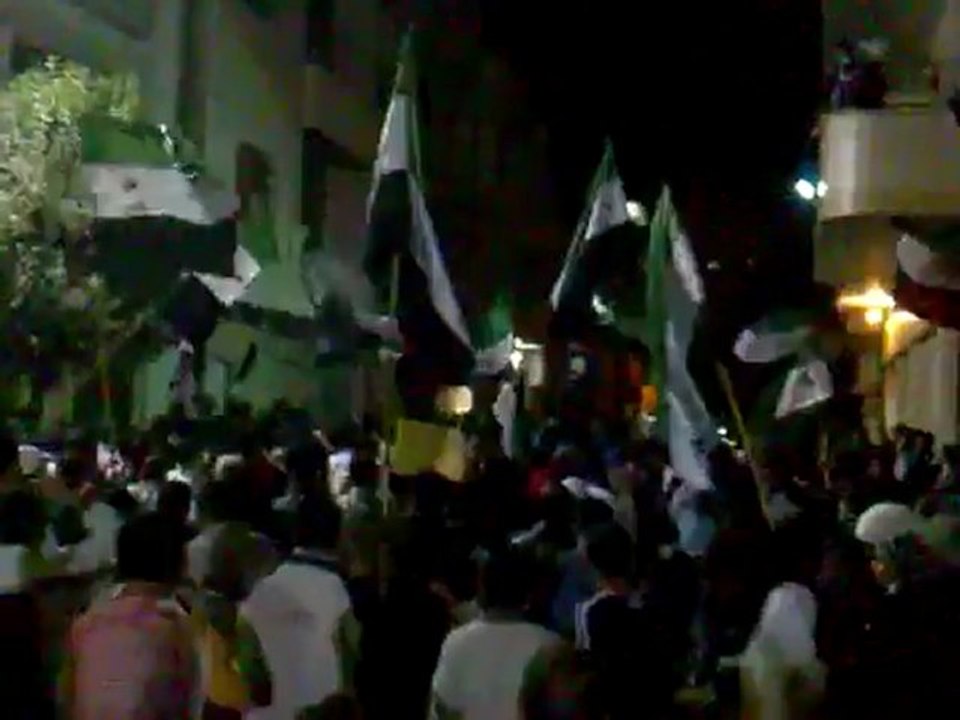 فري برس   حمص أحرار الوعر القديم ومسائية رائعة رغم كل الجراح 22 10 2011 ج1