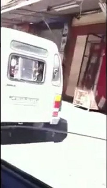 فري برس درعا اضراب عام وعصيان مدني لليوم الثاني ولا يزال الامن والشبيحة الاسد منتشرين في المدينة 20 10 2011