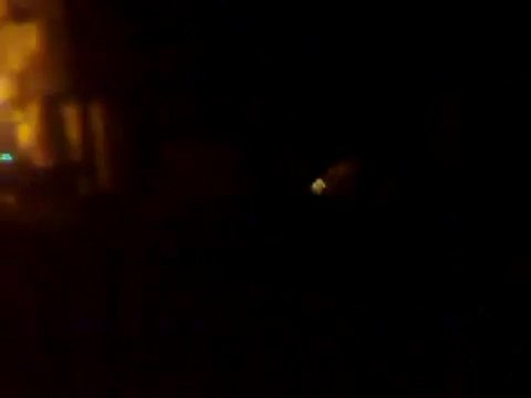 فري برس معضمية الشام مظاهرة ليلية وتم مهاجمتهم من قبل مليشيات الأسد وتم أطلاق رصاص الحي 32 10 2011 ج2