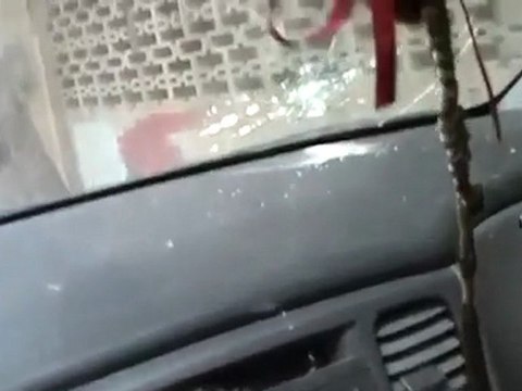 فري برس حمص حي الخالدية اطلاق النار على السيارات 25 10 2011