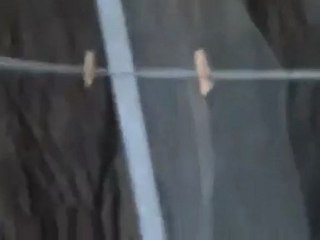 فري برس   حمص كرم الزيتون قصف الحي بالدبابات و آثار القذائف المسمارية على أحد االمنازل 25 10 2011