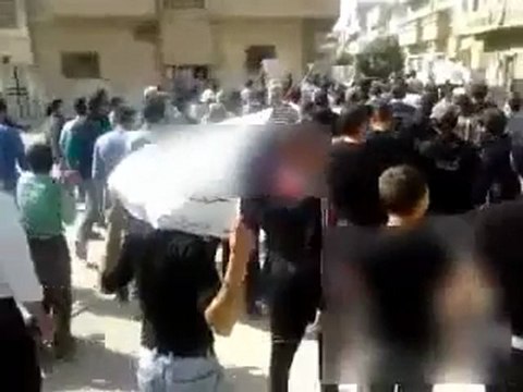 فري برس حي الحميدية مظاهرة بعد صلاة الظهر ردا على المسيرة 26 10 2011