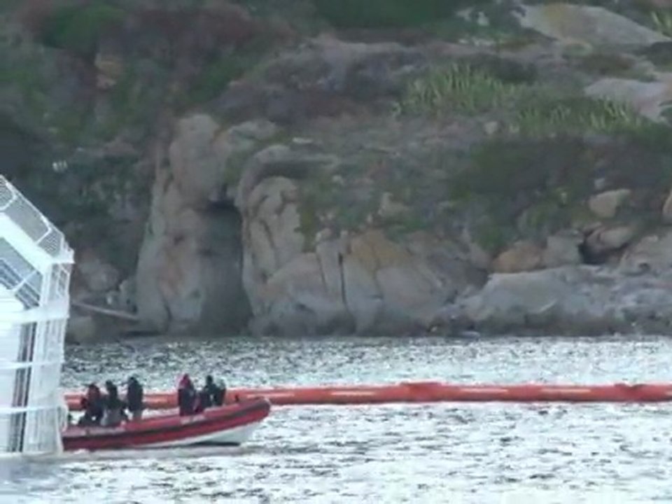 'Problem an Bord?' - Erster Funkspruch der 'Costa Concordia'