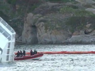 First call to doomed Italy cruise ship shows denial