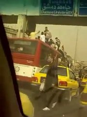 فري برس   دمشق الفحامه النظام القاتل يجمع الاطفال ليؤيدوه وليقتلهم داخل بيوتهم حقيقة المسيرات المؤيدة 26 10 2011 ج1