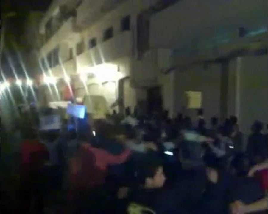 فري برس   حمص جورة الشياح مظاهرة مسائية رائعة 27 10 2011