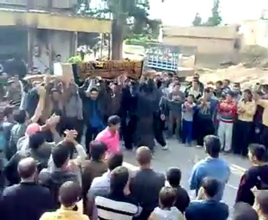 فري برس   حماه   كفرنبودة الشهيد حسين خالد رحال 28 10 2011